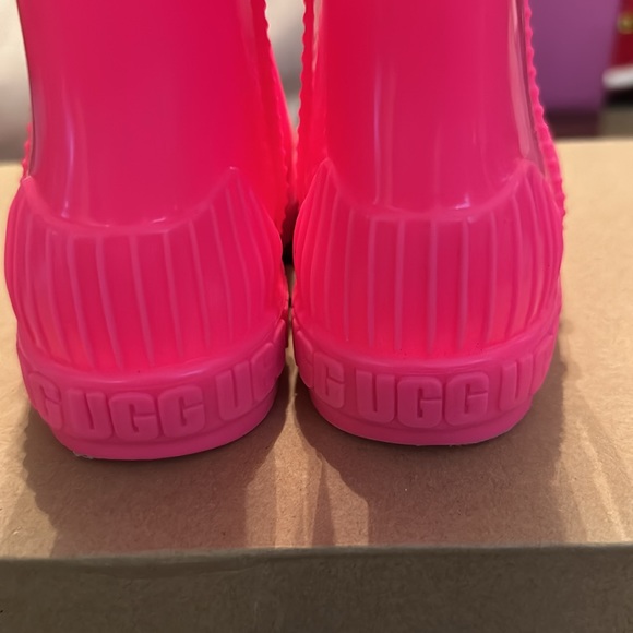 UGG RAINBOOTS - Picture 3 of 6